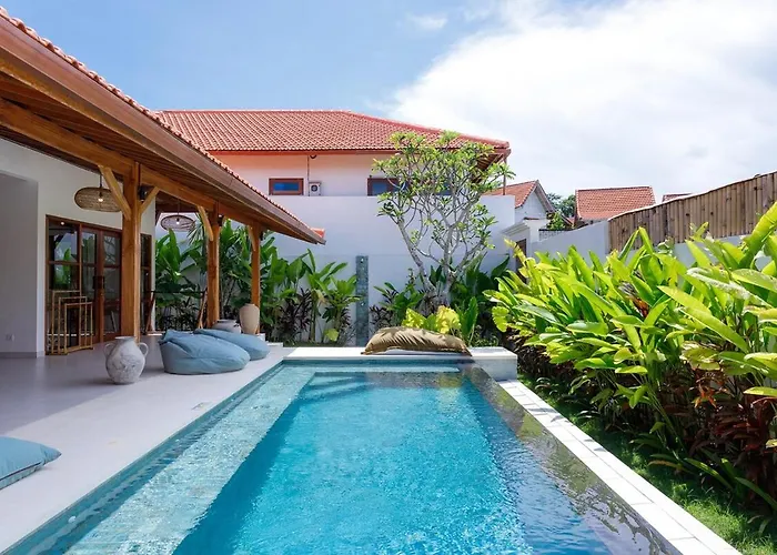 Villa Walk To Beach&center 2br Pool Melati *