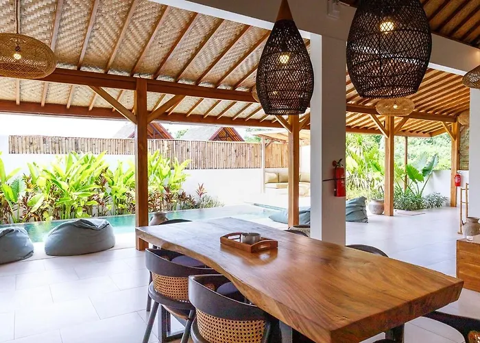 Walk To Beach&center 2br Pool Melati